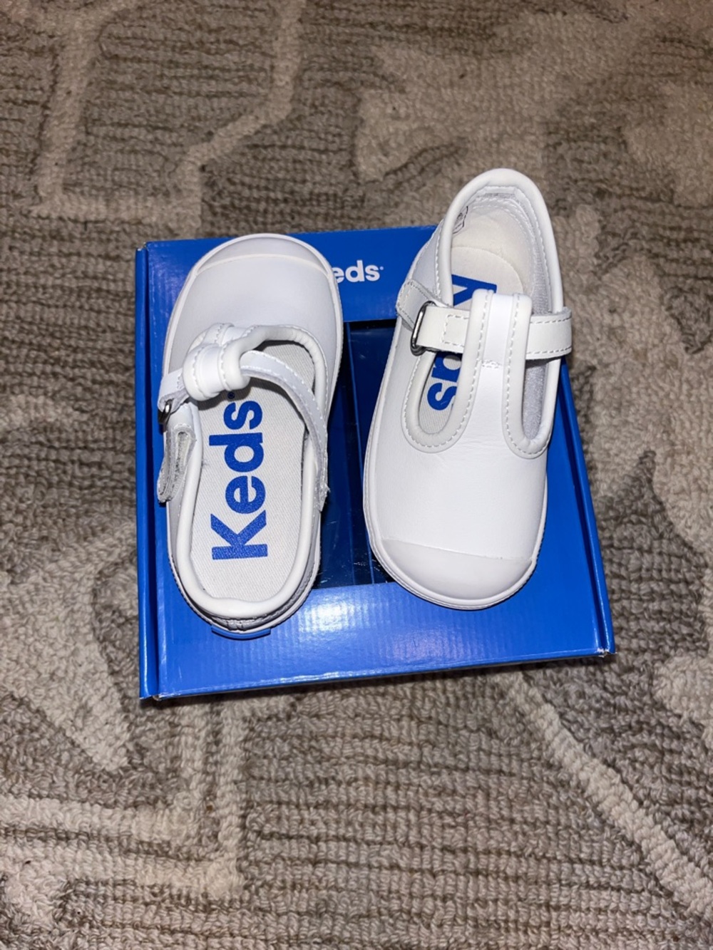 New toddler t-strap Keds